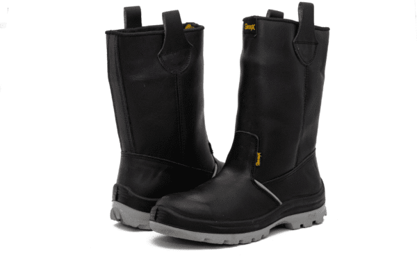 Par de botas de seguridad robustas GamaX, modelo 104A-114P, en color negro, vistas de frente, con caña alta y sin cordones.