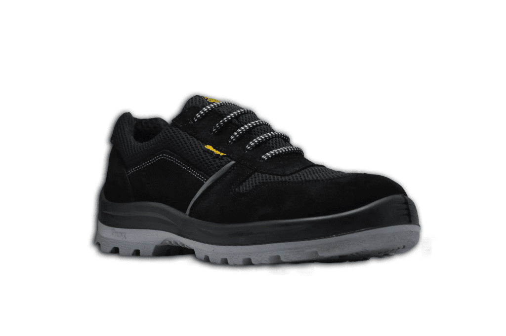 Zapatilla de seguridad Dinámica Negra GamaX 106GTA-116GTP Perfil Zapatilla de seguridad GamaX, modelo 106GTA-116GTP, en color negro de gamuza y tela con suela gris, vista de perfil