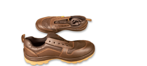 Zapatilla de seguridad GamaX, modelo 106CCA-116CCP, en color marrón de cuero flor con suela color caramelo, vista de perfil.
