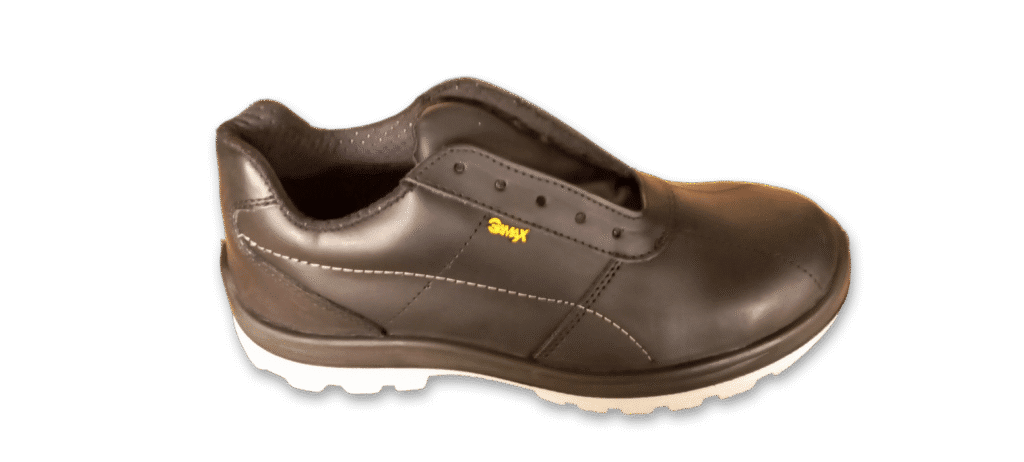 Zapato de seguridad GamaX, modelo 107A-117P, en cuero flor color negro con suela de doble densidad de color blanco, vista lateral y suela visible.