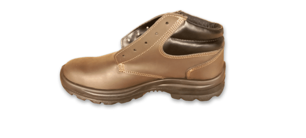 Par de botines de seguridad GamaX, modelo 300A-300P, en color marrón de cuero descarne, vistos desde la parte lateral.