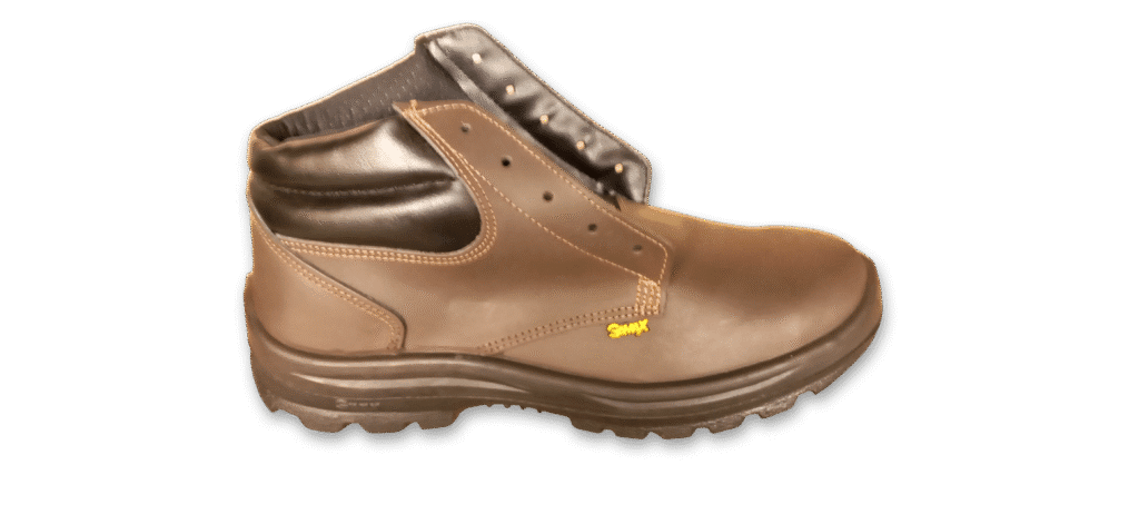 Botín de seguridad GamaX, modelo 300A-300P, en color marrón de cuero descarne, con vista lateral que muestra la caña acolchada en color negro.