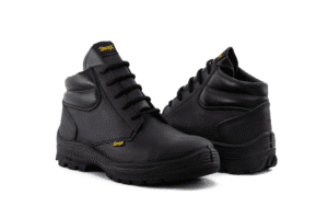 Botín de seguridad Industrial Económico Negro GamaX 300A-300P Par de botines de seguridad GamaX, modelo 300A-300P, en color negro de cuero descarne, con vista de perfil.
