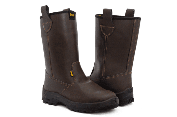 Par de botines de seguridad GamaX, modelo 400A-400P, en color marrón de cuero descarne, con vista de perfil.